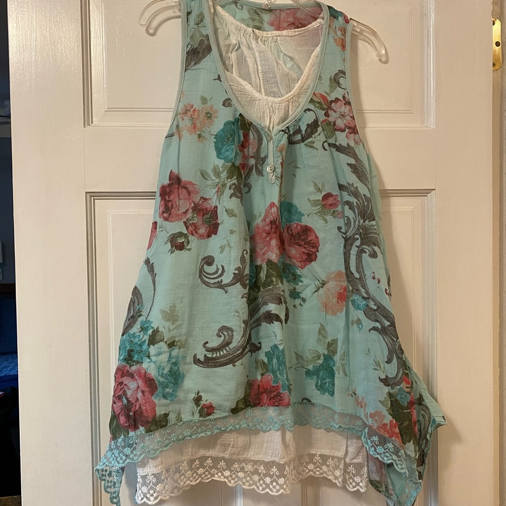 A beautiful sleeveless two-piece top